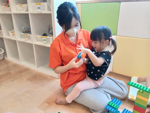 保育士・<small></small> ゆうき 先生について