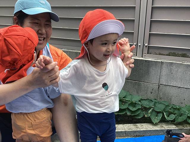 保育士・<small></small> かずえ 先生について