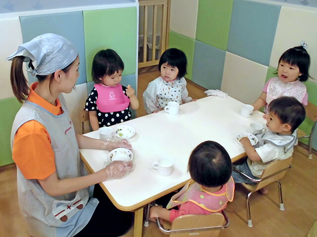 施設長・<small></small> あいり 先生について