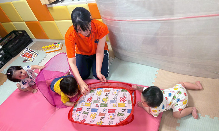 保育士・<small></small> あゆみ 先生について