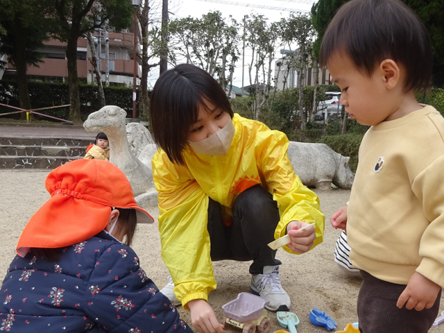 保育スタッフ・<small></small> なつみ 先生について