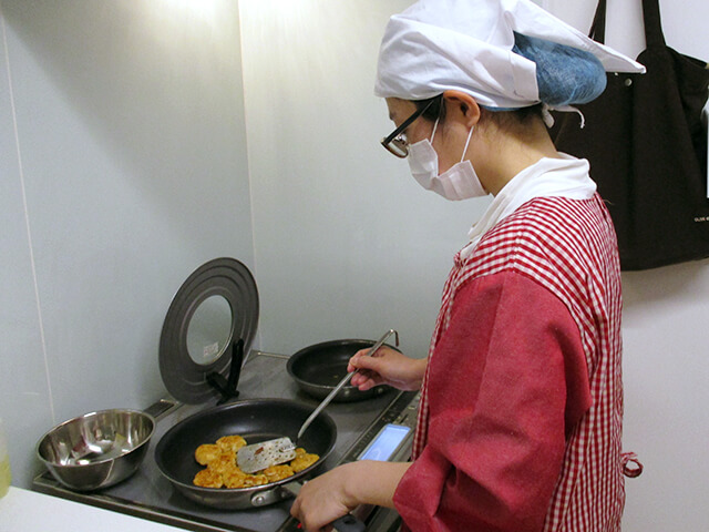 栄養士・<small></small> さやか 調理員について