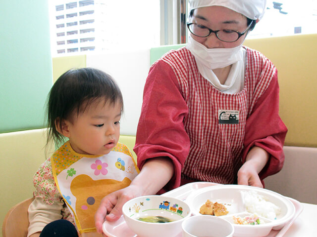 栄養士・<small></small> さやか 調理員について