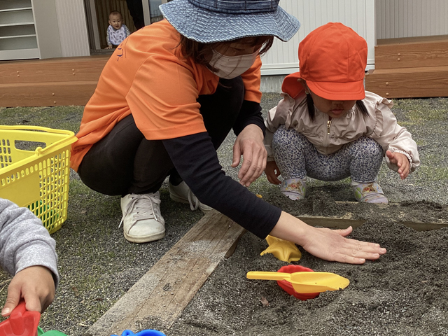 保育士・新村 ゆき子 先生について