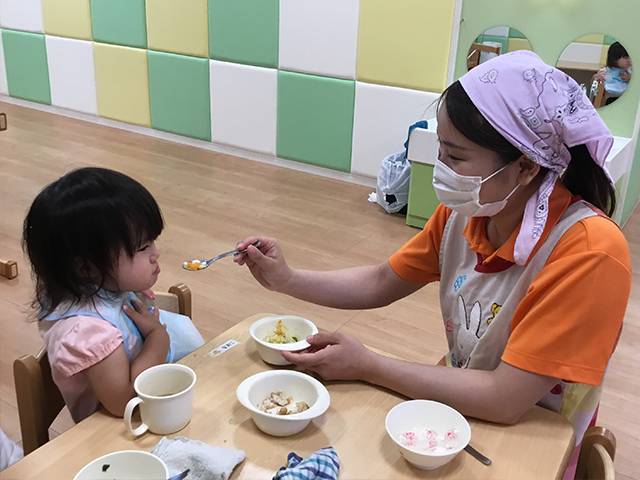 保育士・<small></small> やえ 先生について