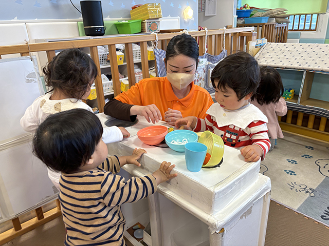 保育士・中村 由里子 先生について