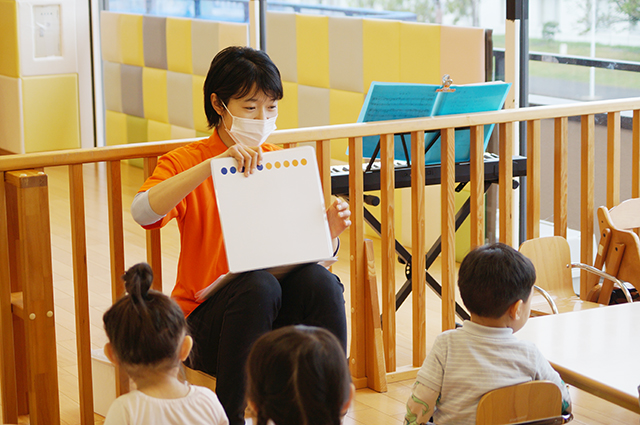 保育士・<small></small> はるみ 先生について