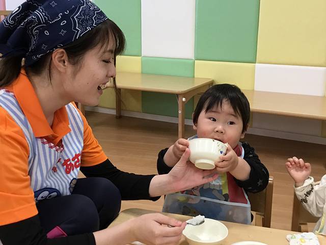 保育士・<small></small> あさひ 先生について