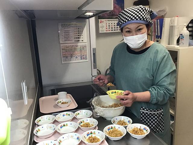 調理スタッフ・<small></small> ゆみ 調理員について
