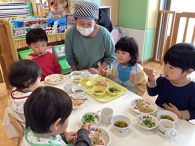 調理スタッフ・<small></small> ゆみ 調理員について