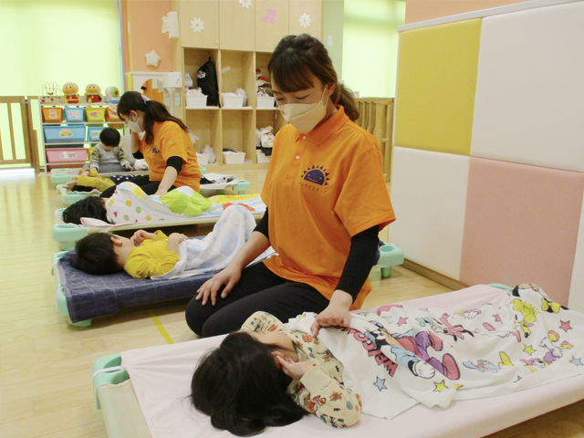 保育士・長瀬 真由子 先生について