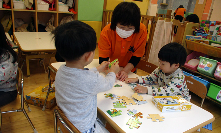 保育士・<small></small> すみこ 先生について