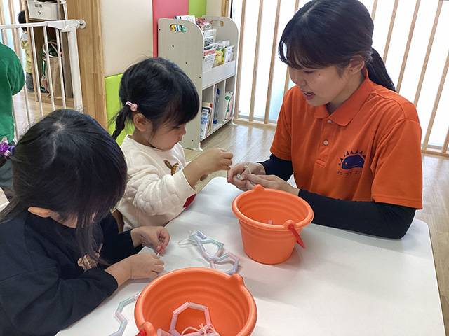 保育士・<small></small> さきこ 先生について