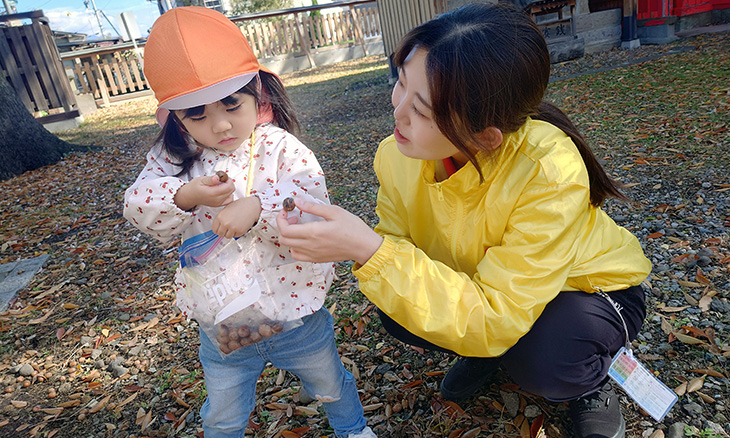 保育士・<small></small> さきこ 先生について