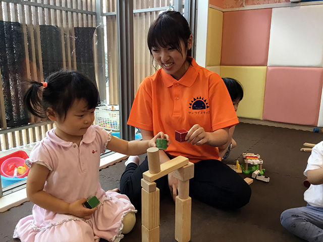 保育士・<small></small> ゆい 先生について