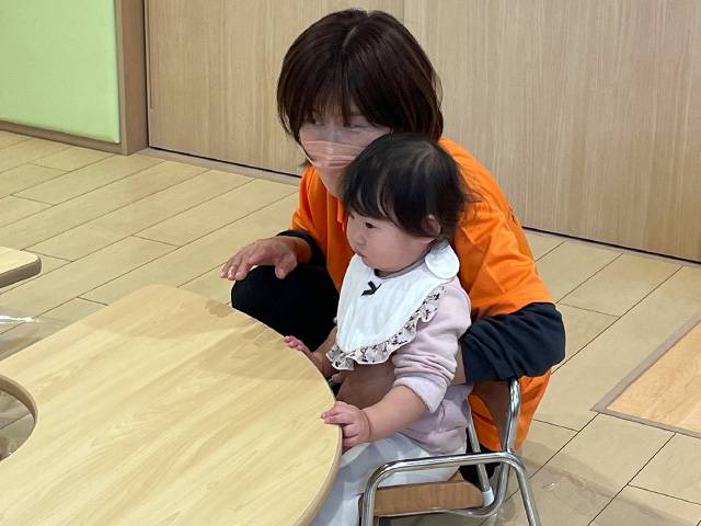 保育士・<small></small> あき 先生について