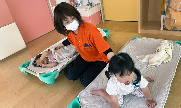 保育士・<small></small> あい 先生について