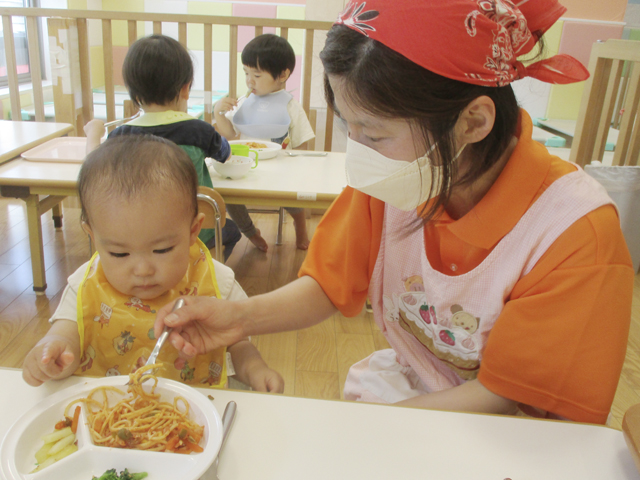 保育士・胡桃澤 智子 先生について