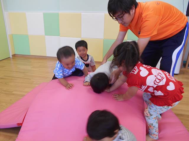 保育士・鈴木 大夢 先生について