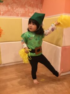 衣装を着けて…Let’s Dance！ ?✨