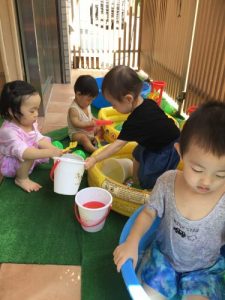 ジュース屋さんごっこをしました?
