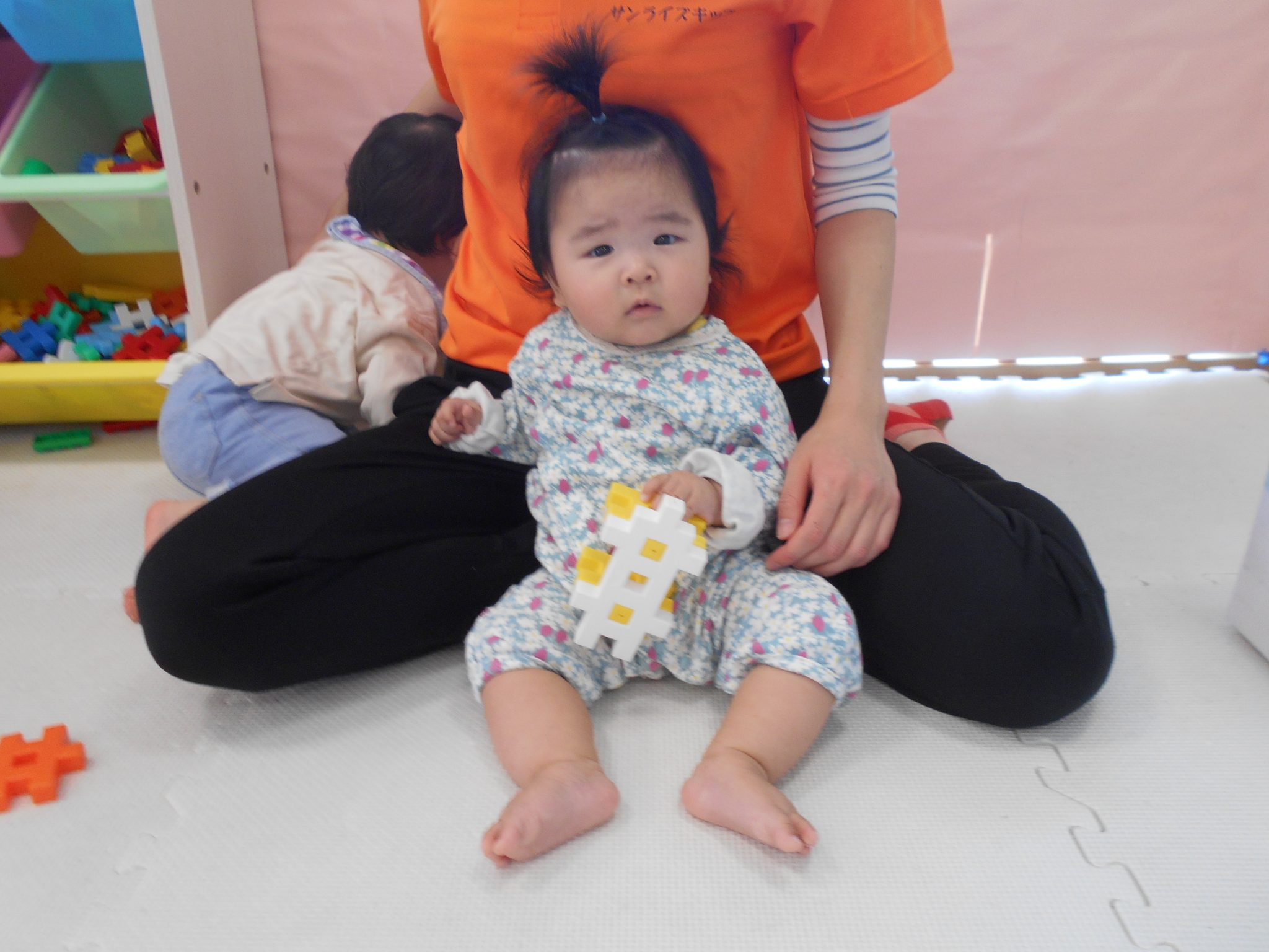 園ブログ  連休明けでみんなでゆったりと過ごしました?