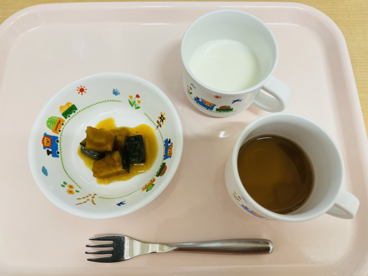 12月10日(金)の給食・おやつ