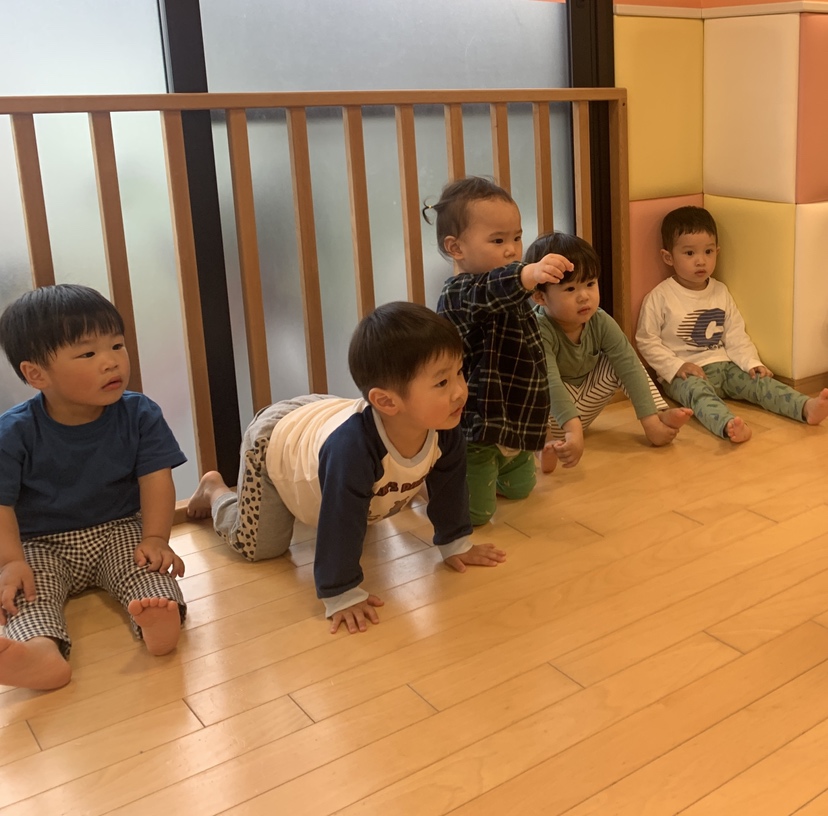 絵本ブログ　『うずらちゃんのかくれんぼ』