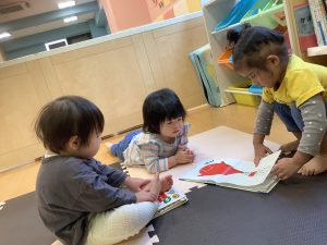 📚絵本読み合いプログラム📚