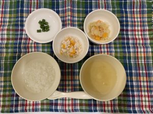 8月25日（木）の給食・おやつ