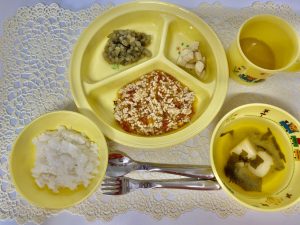 8月26日（金）の給食・おやつ