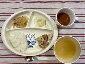 11月11日（金）の給食・おやつ