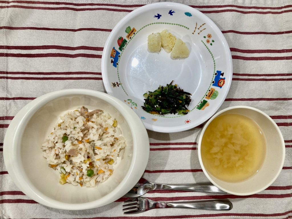 8月26日(土)の給食・おやつ