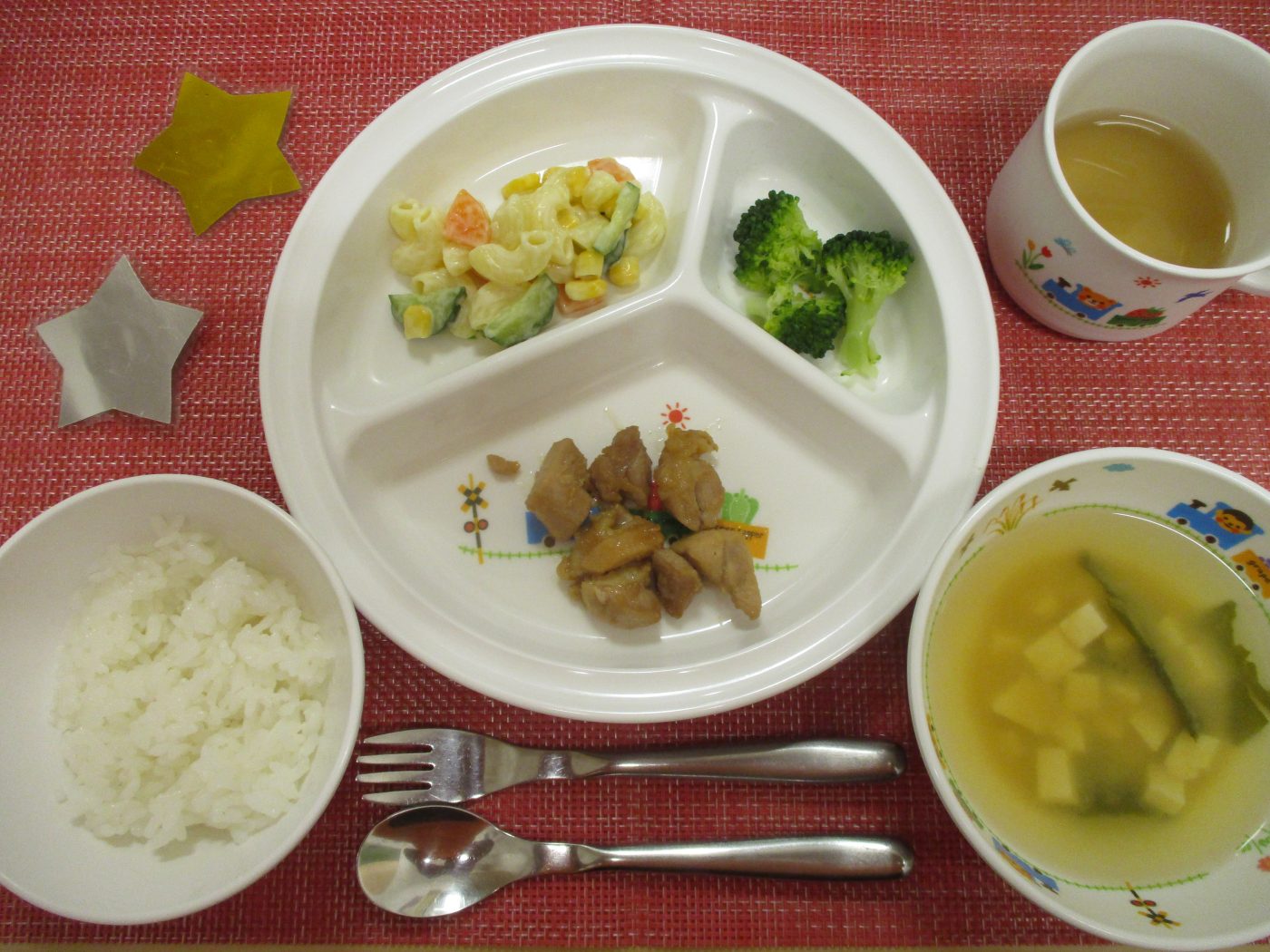 【10月1日㈫の給食・おやつ】