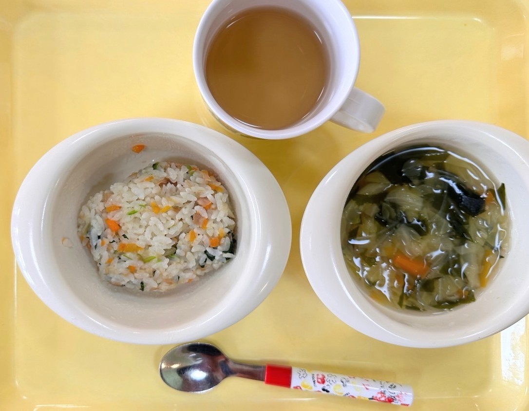 【3月8日㈯の給食・おやつ