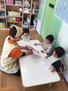📚絵本読み聞かせプログラム📚