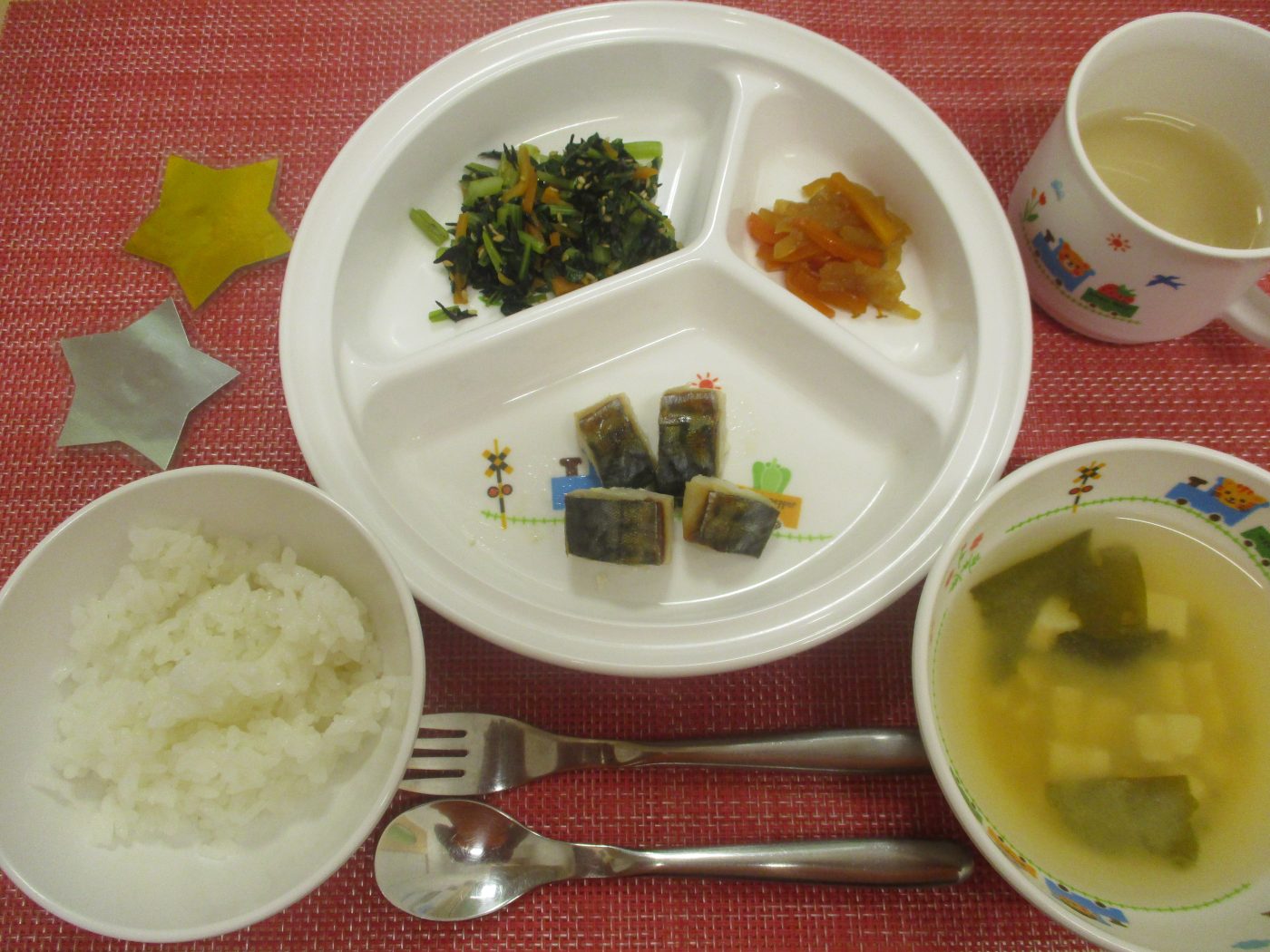 【9月18日㈬の給食・おやつ】