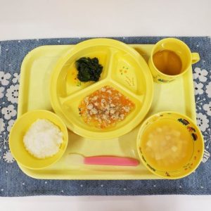 2月17日(金)の給食・おやつ