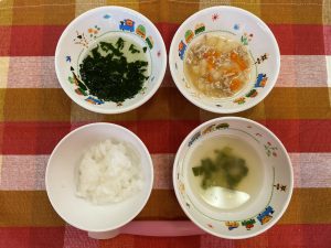 10月25日（水）の給食・おやつ