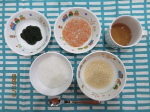 11月27日(月)の給食・おやつ