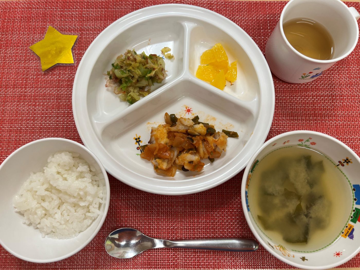 【2月21日㈮の給食・おやつ】