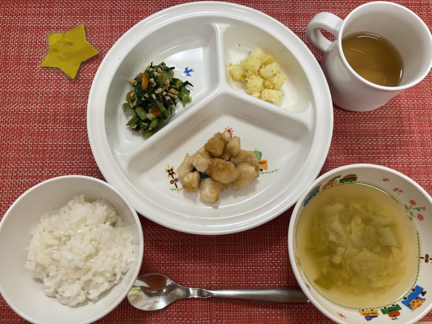 【5月23日㈮の給食・おやつ】