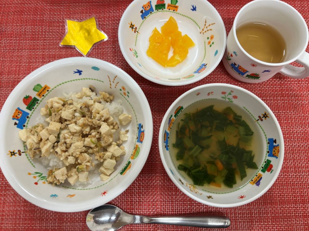 【10月15日㈬の給食・おやつ】