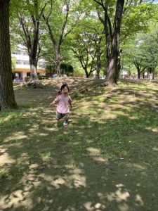＊公園の緑地でピクニックをしてきました＊