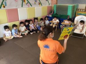 📘絵本読み聞かせプログラム📘