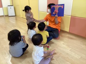 もぐ　もぐ　どうぶつえん??