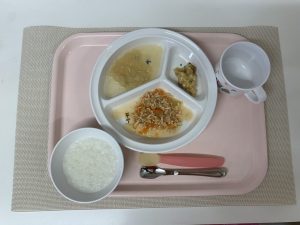 1月12日(木)の給食・おやつ