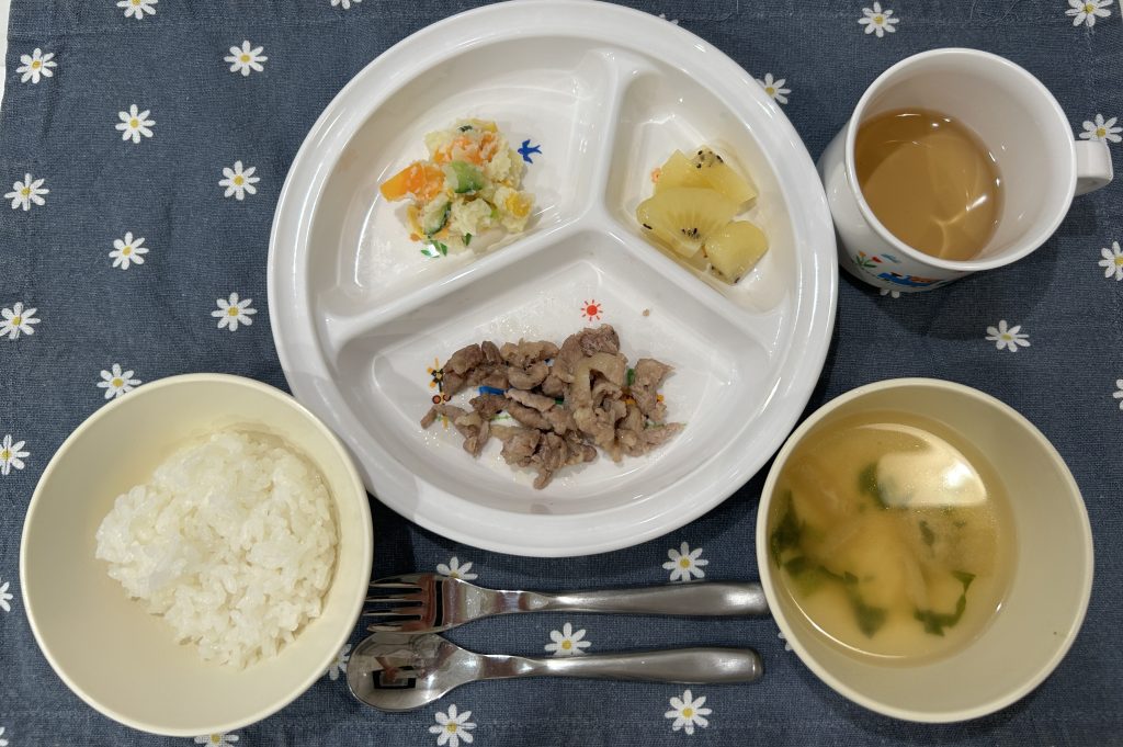 9月1日(金)の給食・おやつ