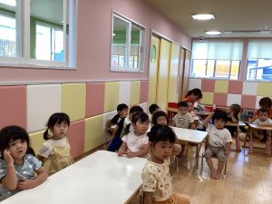 📕絵本読み合い