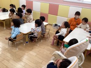 📙絵本読み合い📙